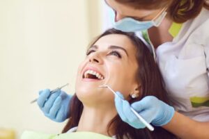 Where can I schedule expert wisdom teeth removal in Murrieta