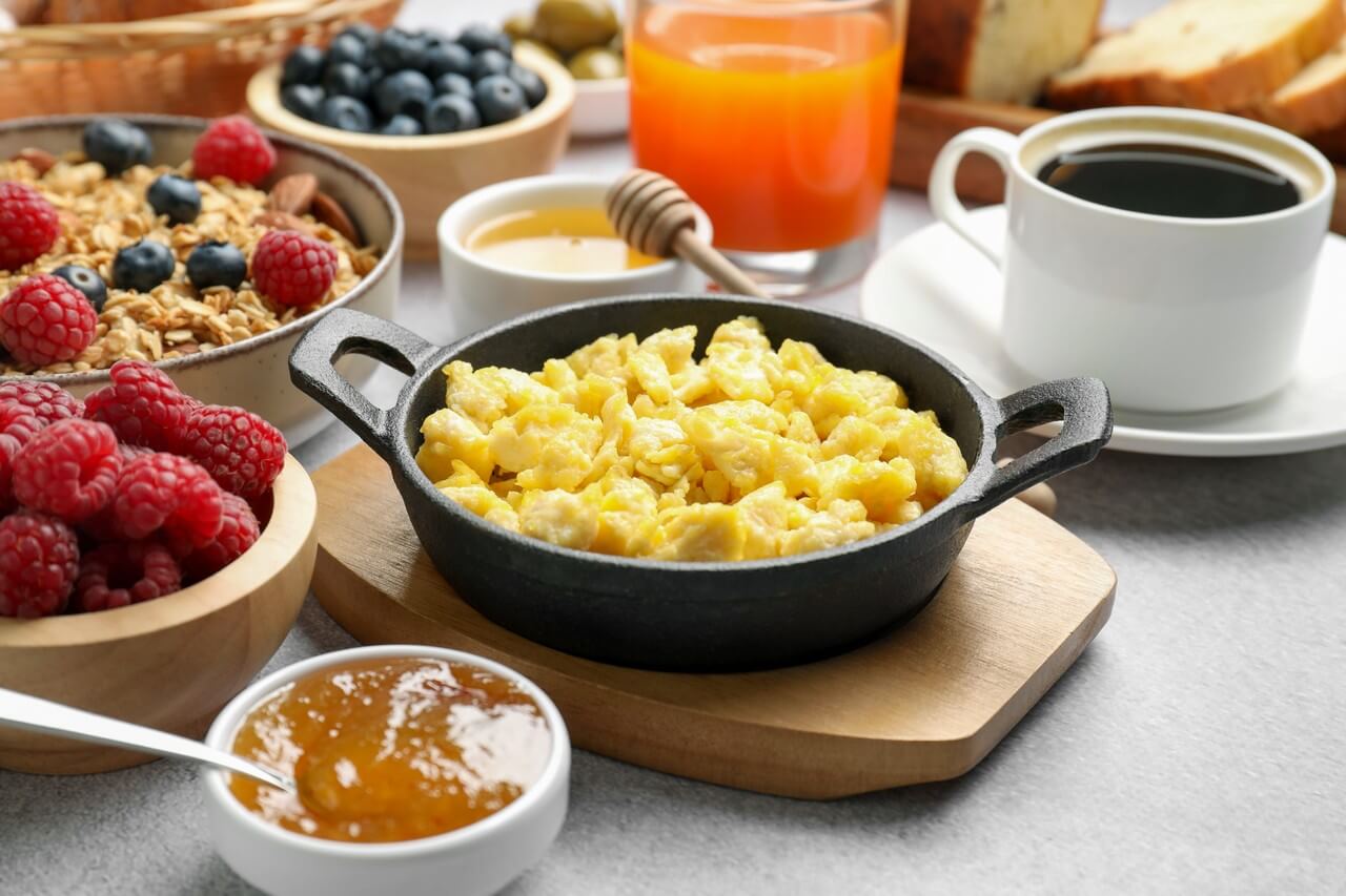 can I eat meat after wisdom teeth removal