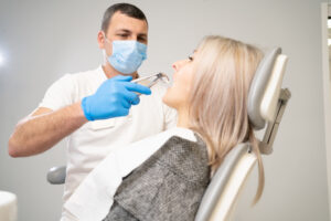 Where can I get a safe emergency wisdom teeth extraction in Winchester and the surrounding area?