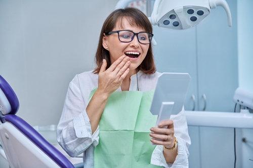 How to clean all-on-4 dental implants