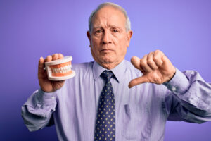 What are the warning signs of All-on-4 implant failure